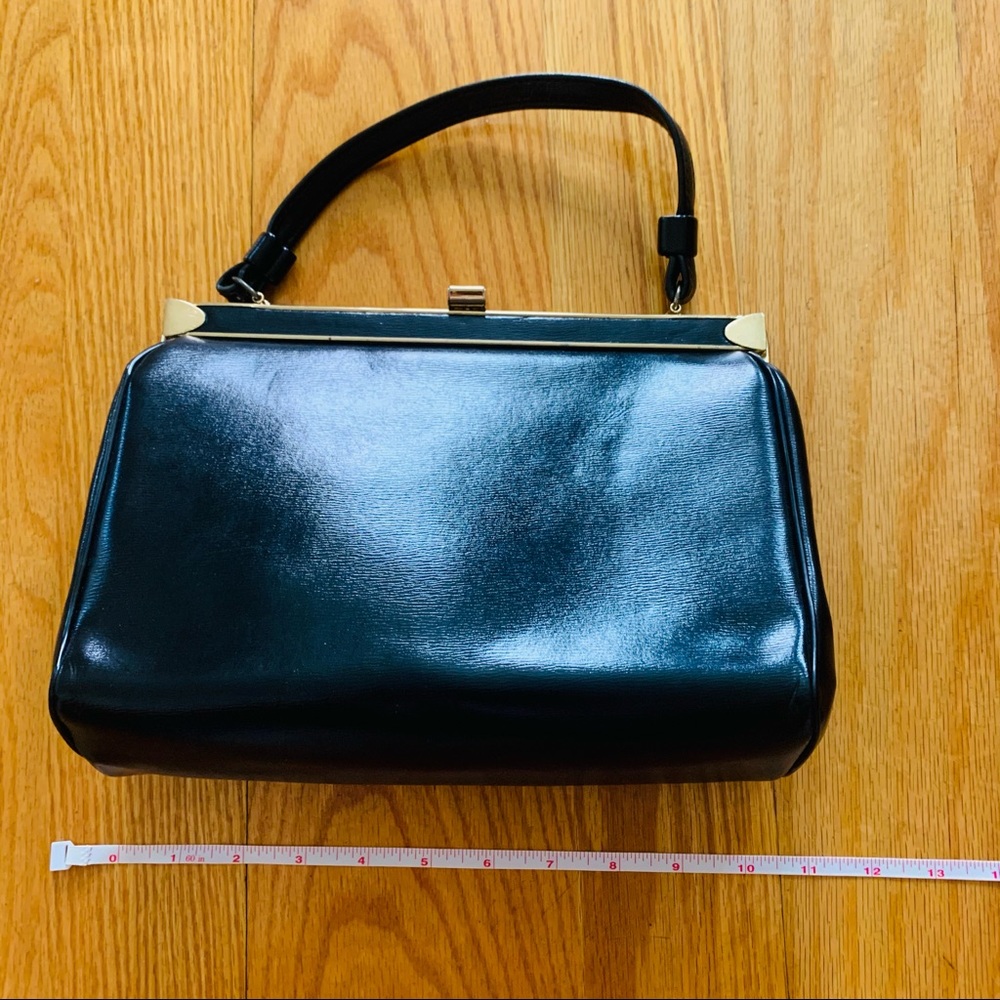 Vintage top handle purse bag